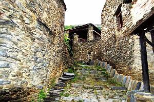 2018 07 14 AU 21 UNE BALADE AU VILLAGE MEDIEVAL D EVOL - PYRENEES ORIENTALES (25)